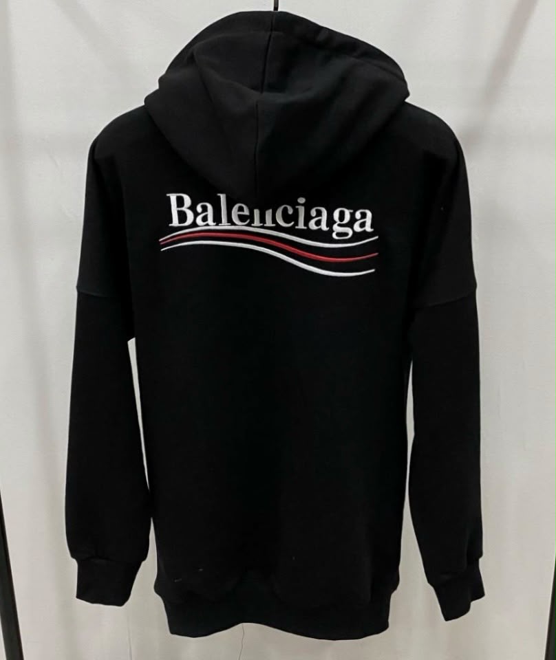 СУИЧЪР BALENCIAGA