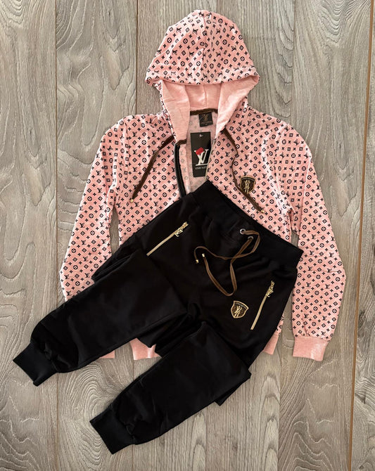 ДАМСКИ ЕКИП LOUIS VUITTON