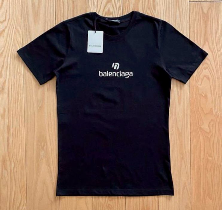 ТЕНИСКА BALENCIAGA