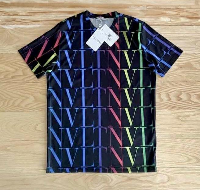 ТЕНИСКА valentino