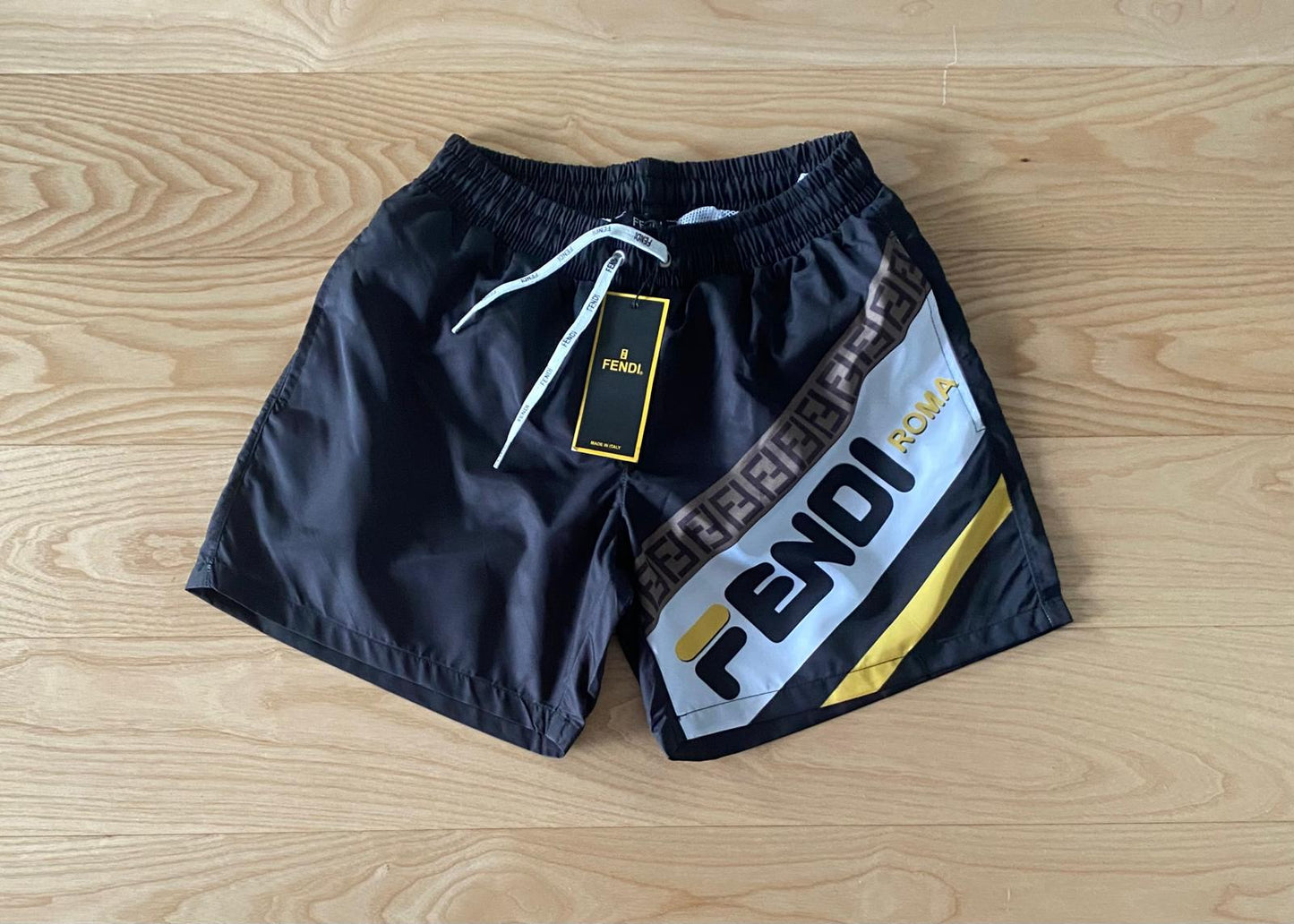 ШОРТИ FENDI