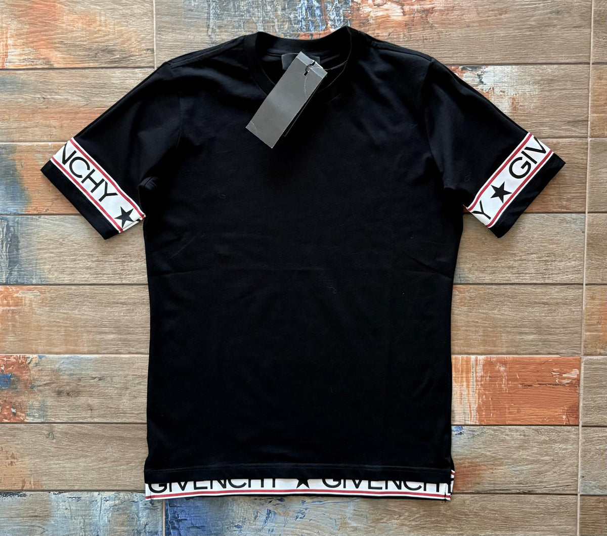 ТЕНИСКА GIVENCHY