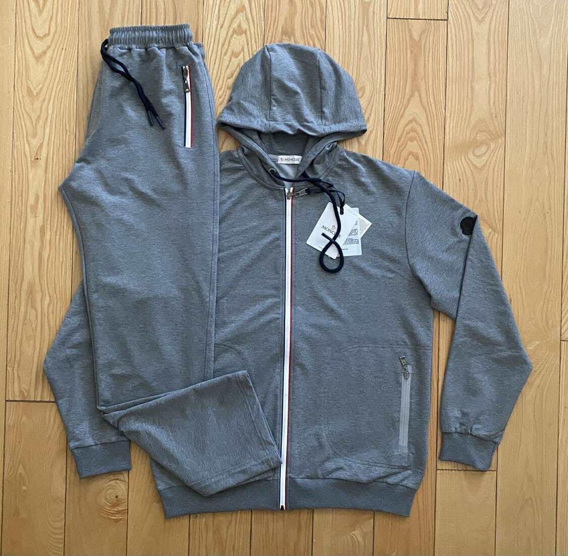 ЕКИП MONCLER