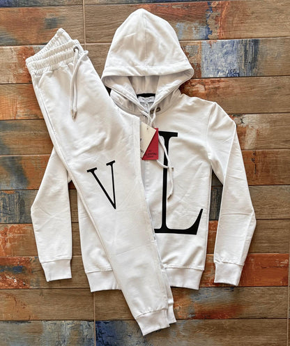 ЕКИП  VALENTINO