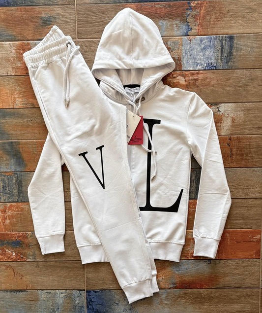 ЕКИП  VALENTINO