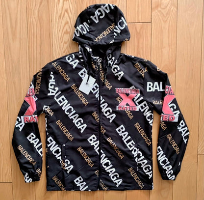 ЯКЕ  BALENCIAGA