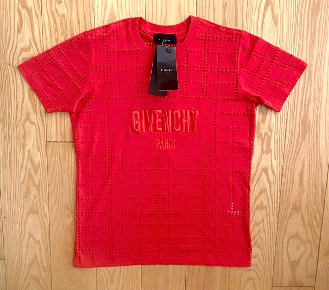 ТЕНИСКА GIVENCHY