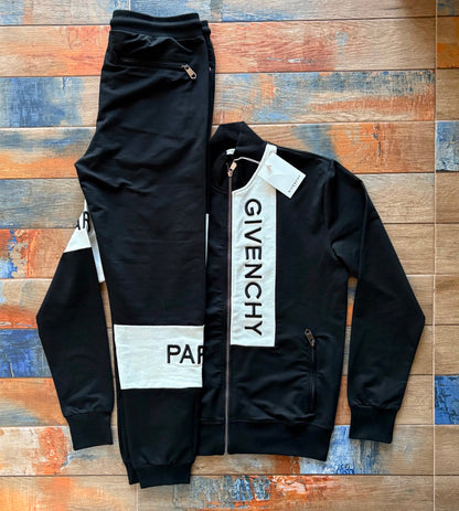 ЕКИП GIVENCHY