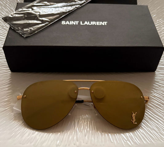 СЛЪНЧЕВИ ОЧИЛА Saint Laurent