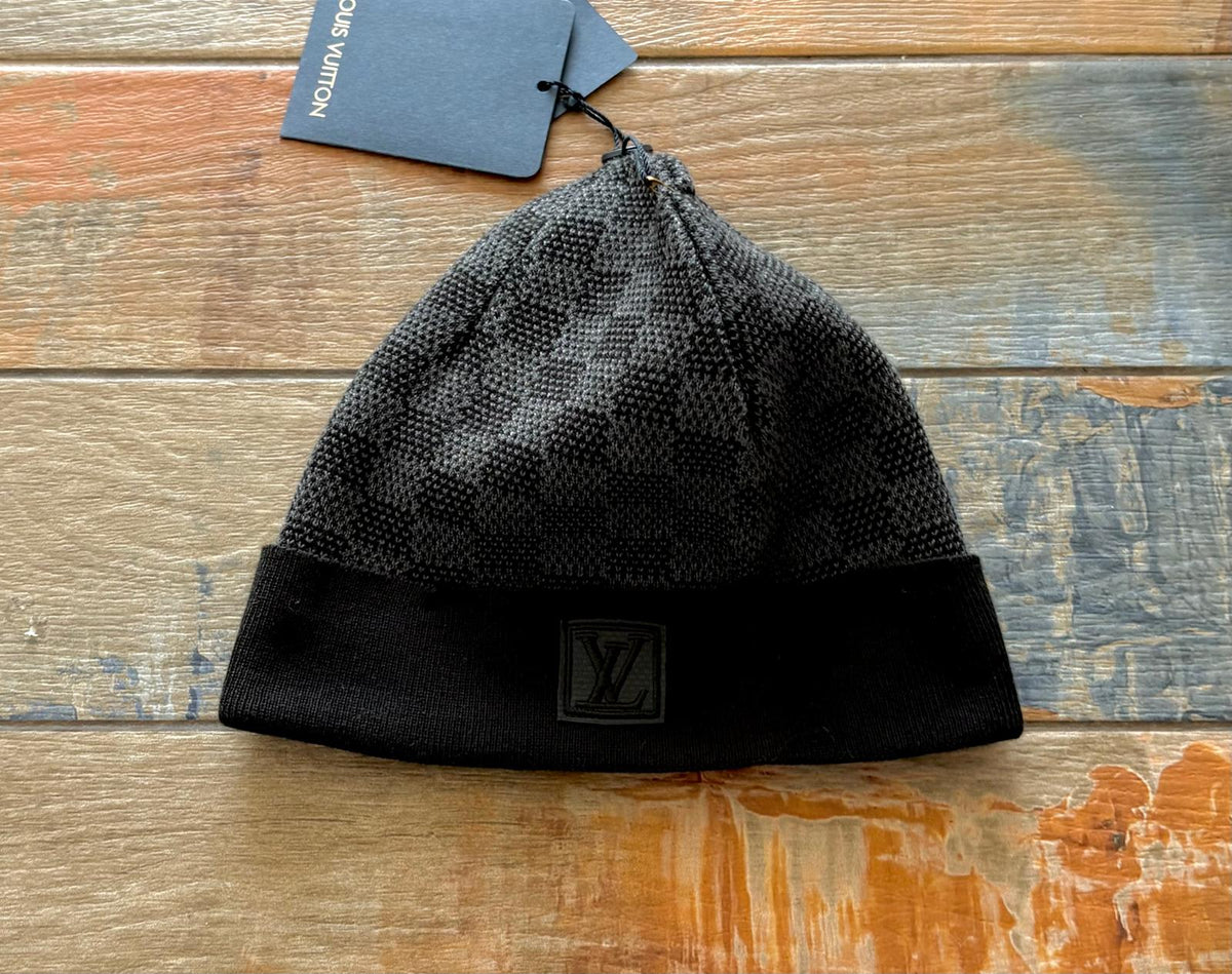 LOUIS VUITTON  ШАПКА