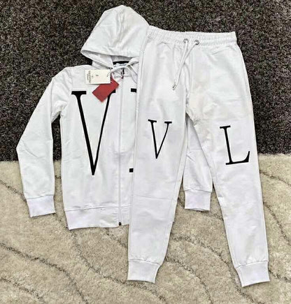 Екип VALENTINO