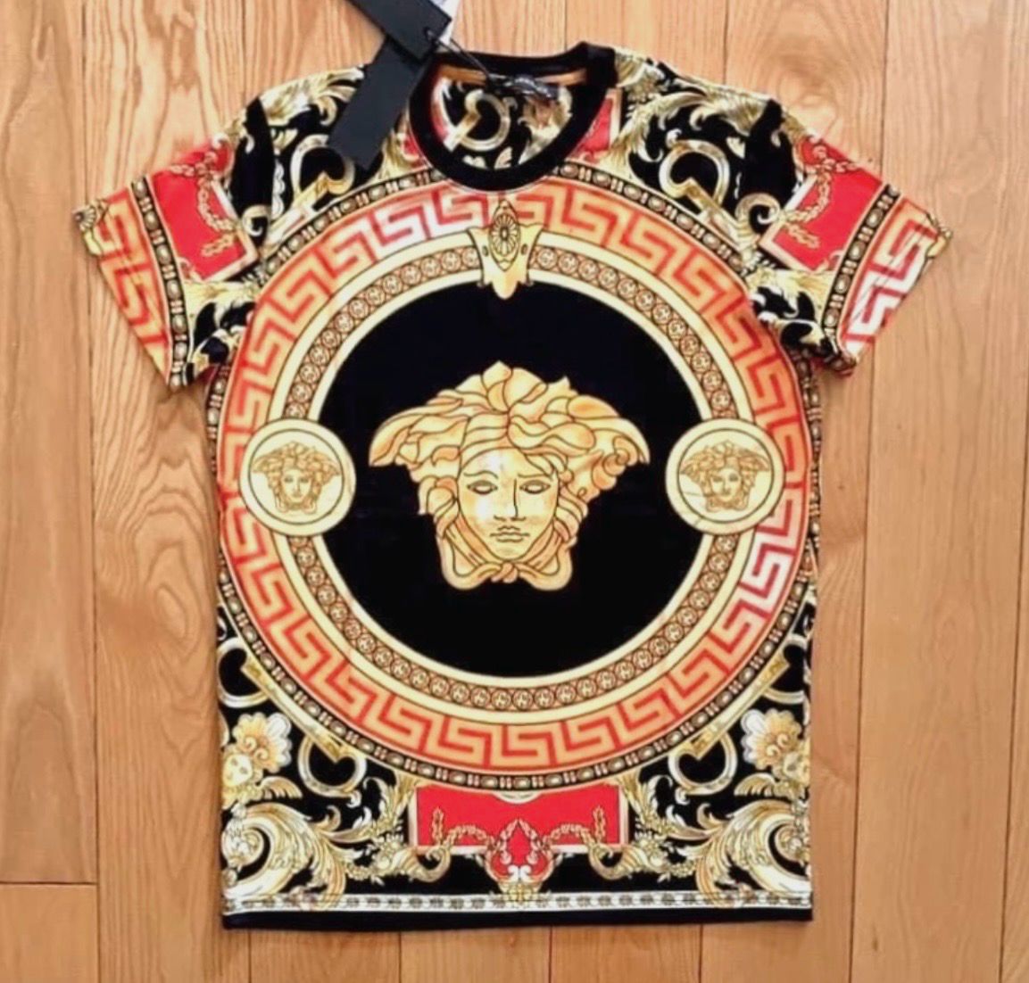 ТЕНИСКА VERSACE