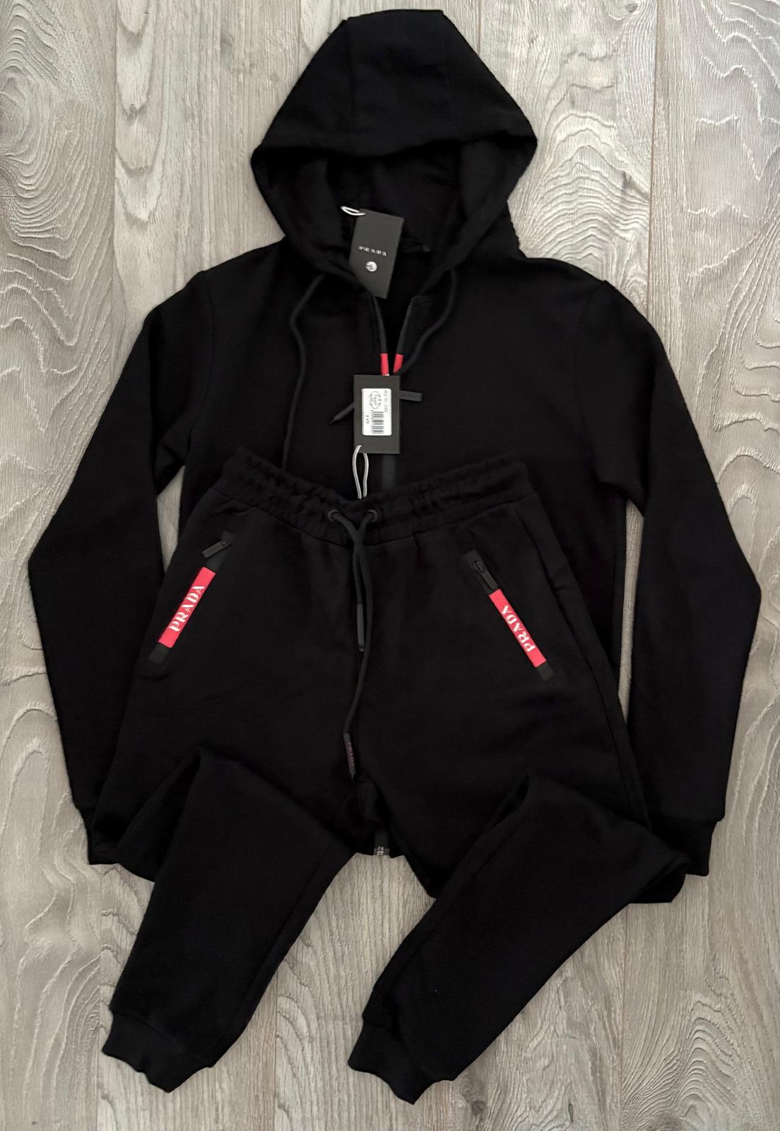 ЕКИП PRADA