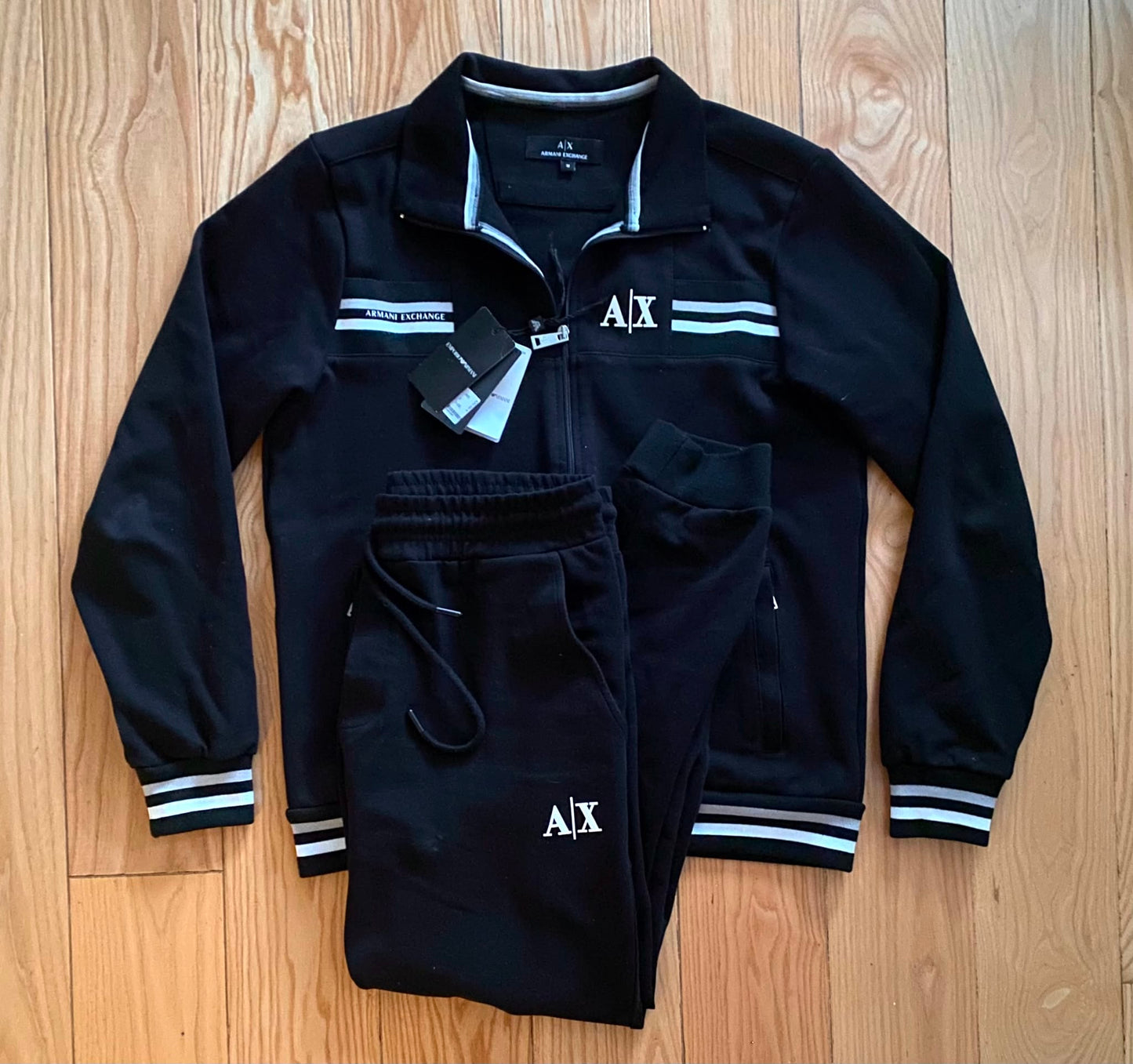 ЕКИП EMPORIO ARMANI