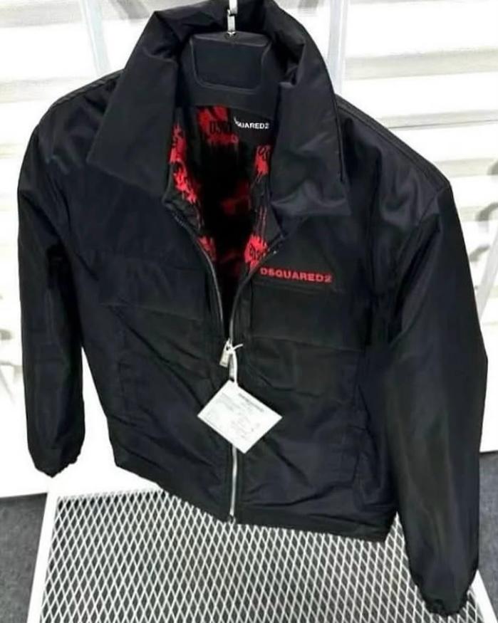 ЯКЕ DSQUARED2