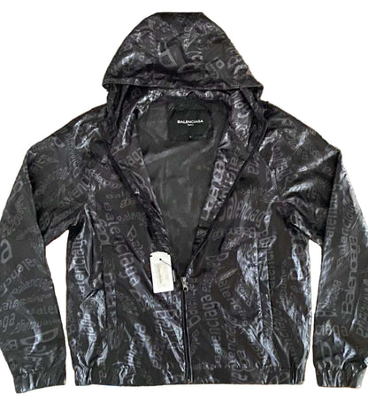 ЯКЕ Balenciaga
