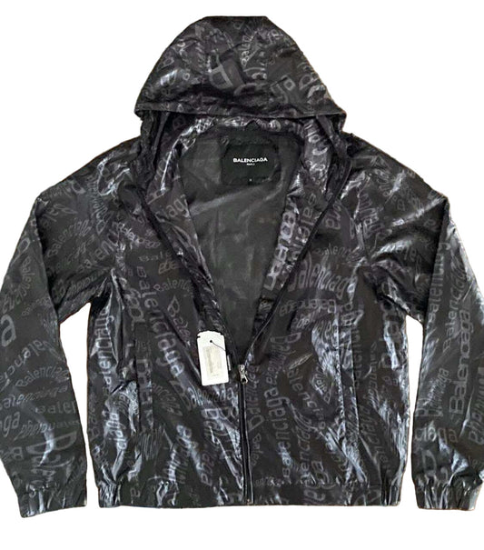ЯКЕ Balenciaga