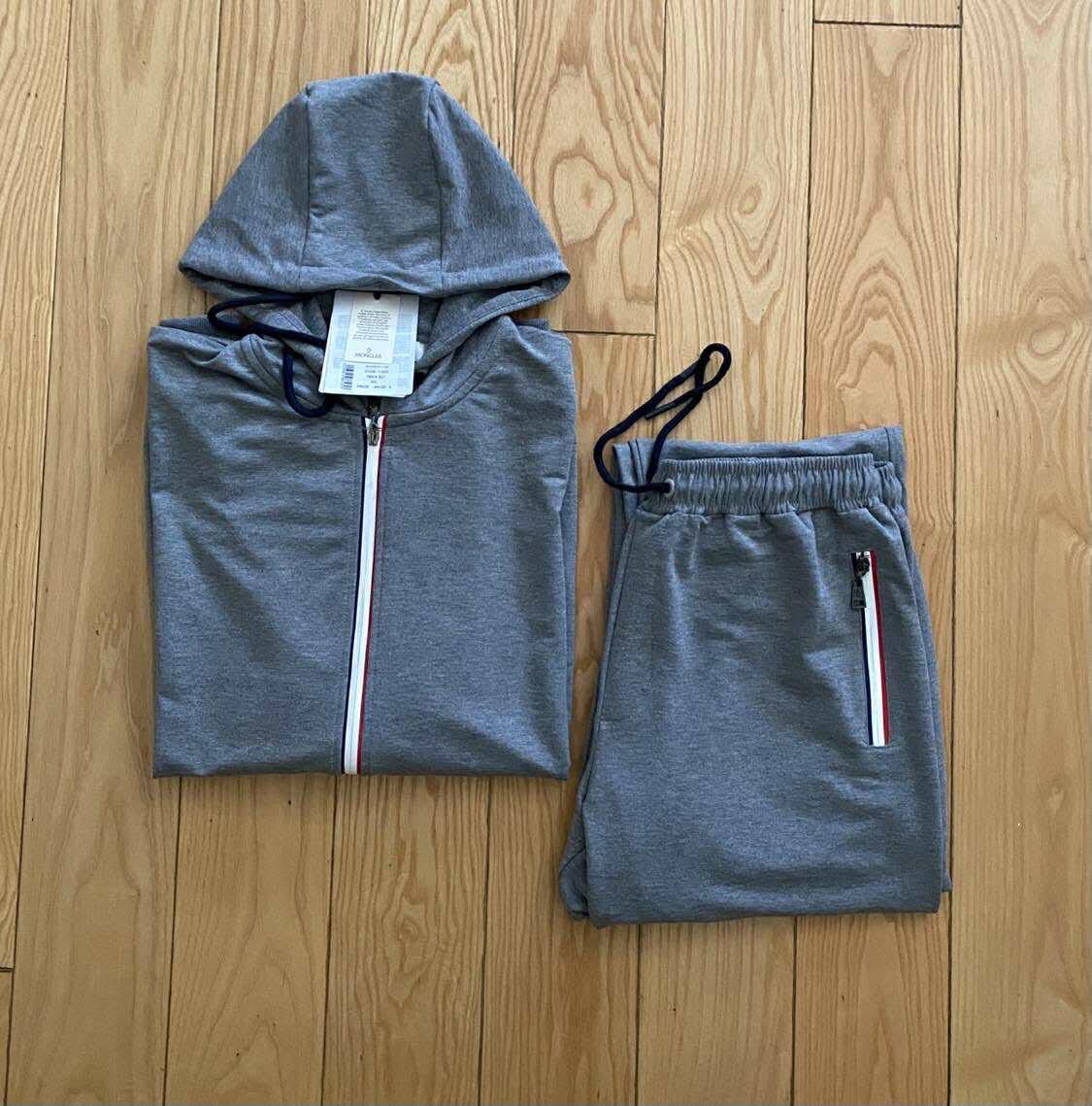 ЕКИП MONCLER