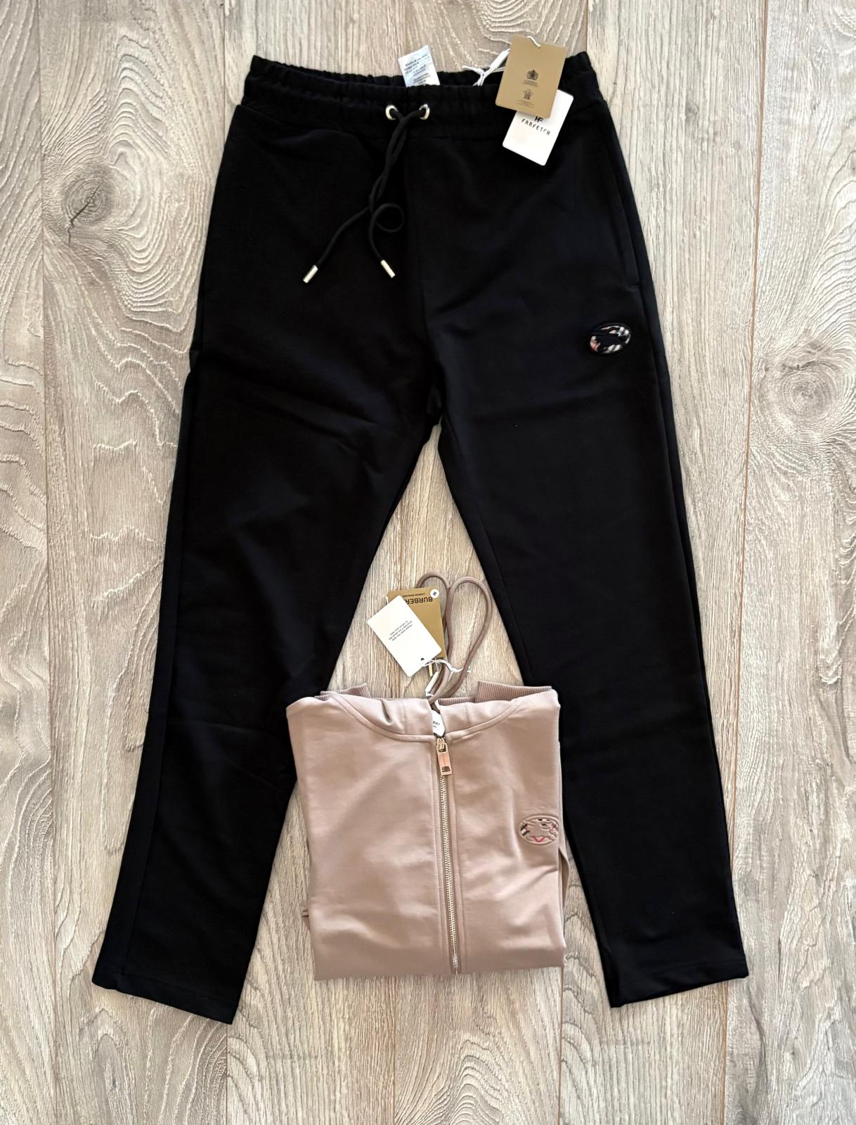 ЕКИП BURBERRY